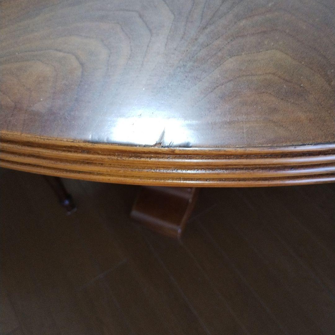 円形木製テーブルとアーム付き椅子4脚セット