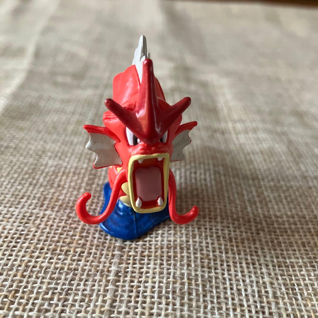 【美品】モンコレ　ギャラドス　希少色違い　赤ギャラドス　非売品