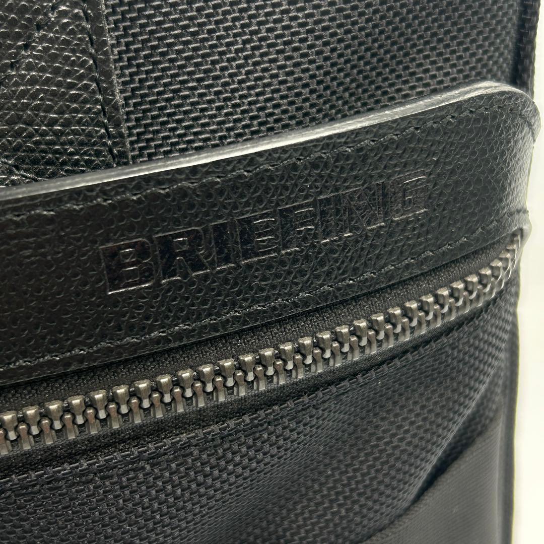 ☆極美品☆【BRIEFING】 ONE WAY BRIEF ビジネスバッグ A4