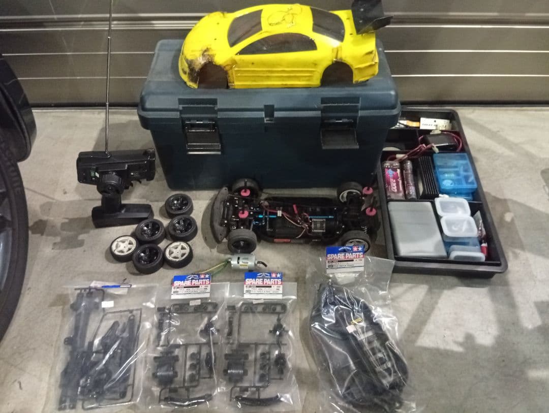 ラジコンフルセット工具箱付き