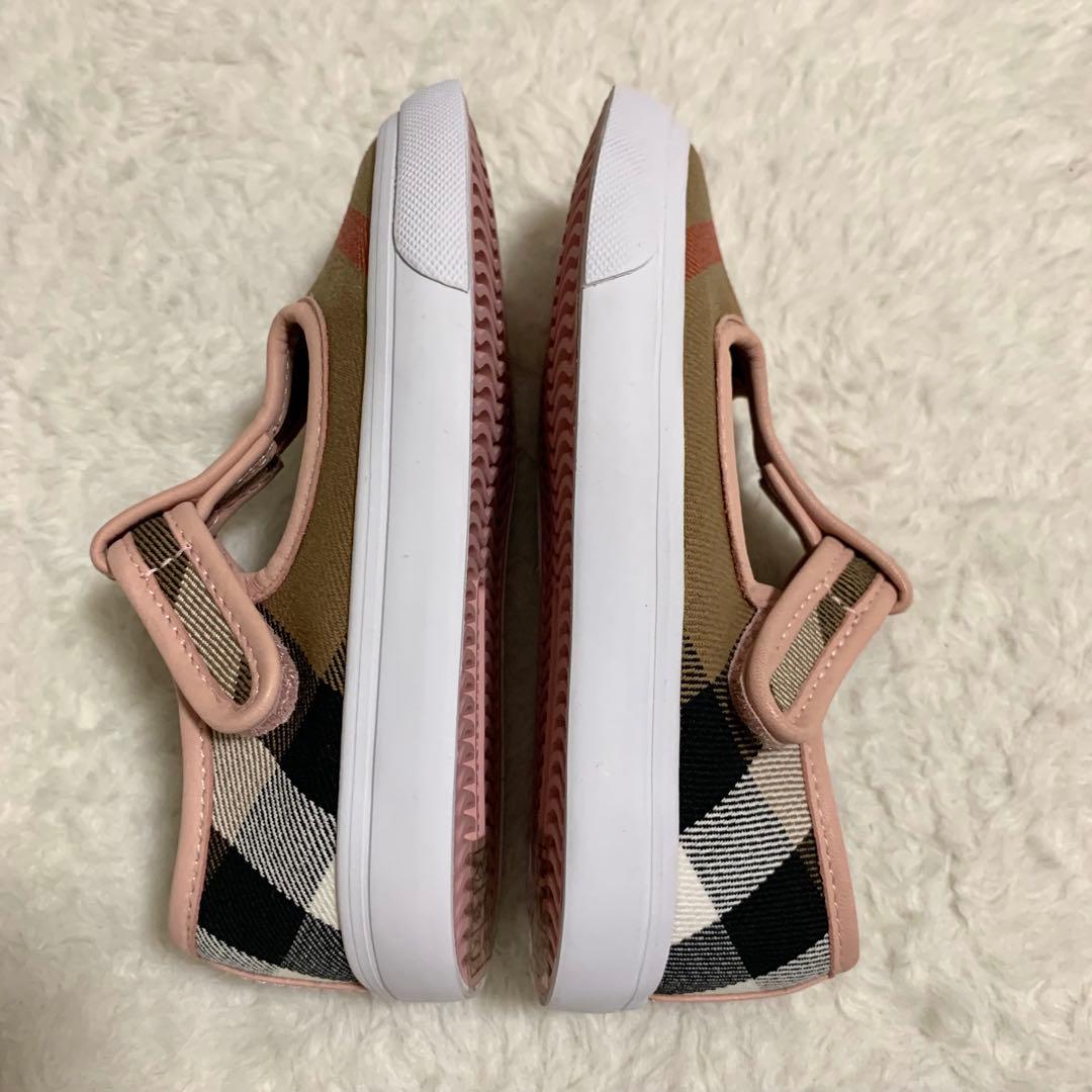 バーバリーチルドレン スニーカー ノバチェック 16cm タグ&箱付き未使用品