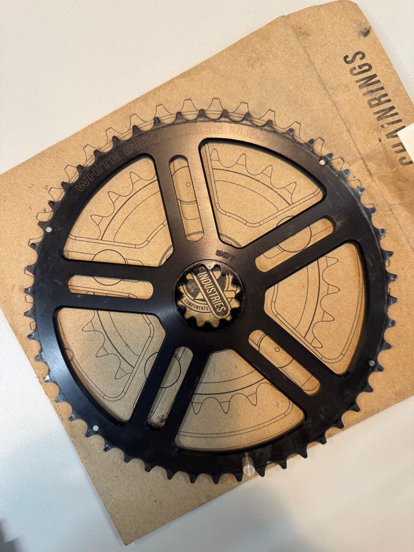 ホワイトインダストリー50T ブラックスプロケット