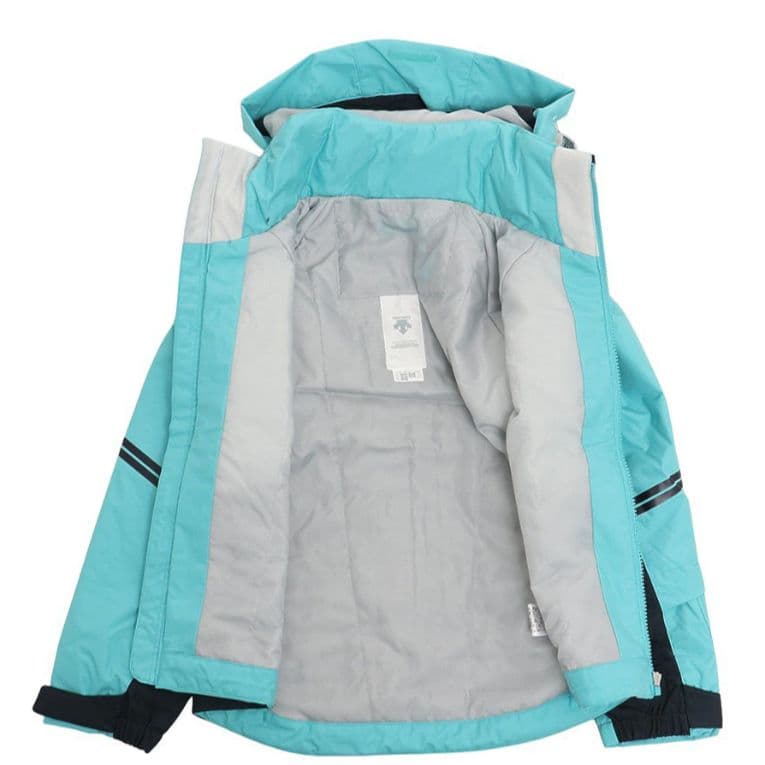 新品　DESCENTE　デサント　スキーウェア　上下セット　130cm　ジュニア