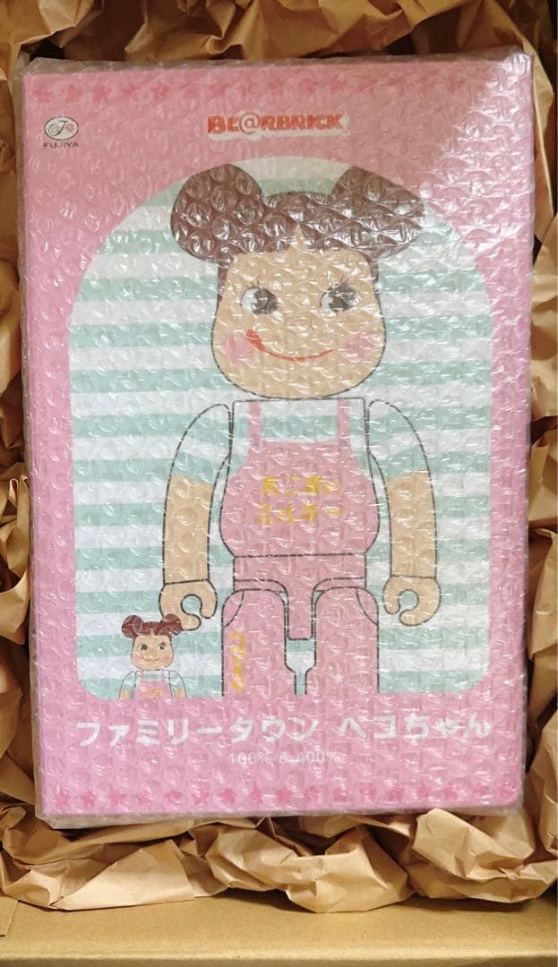 BE＠RBRICK ファミリータウンペコちゃん 100％＆400％ 新品未使用