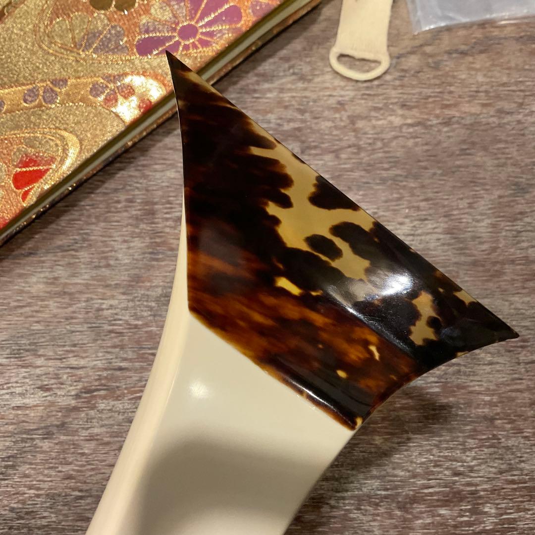 美品 三味線 鼈甲撥 白台 津軽撥 津軽三味線 ベッコウ バチ 高級品