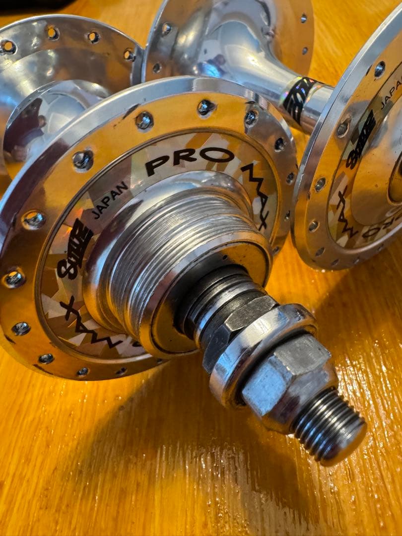 M*t様 美中古　SUZUE PRO MAX ハブ前後セット　NJS刻印あり