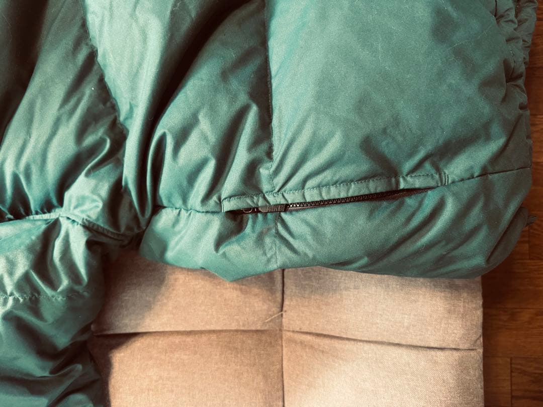 NIKE ダウンジャケット 緑 ビッグシルエット グリーン