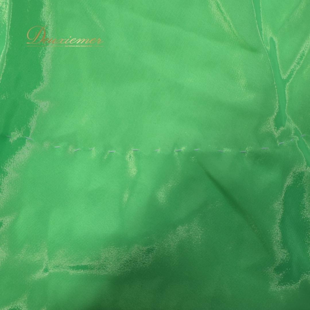 【ダンス衣装】グリーン インナー ワンピース 緑 ベージュ 胸パッド レオタード