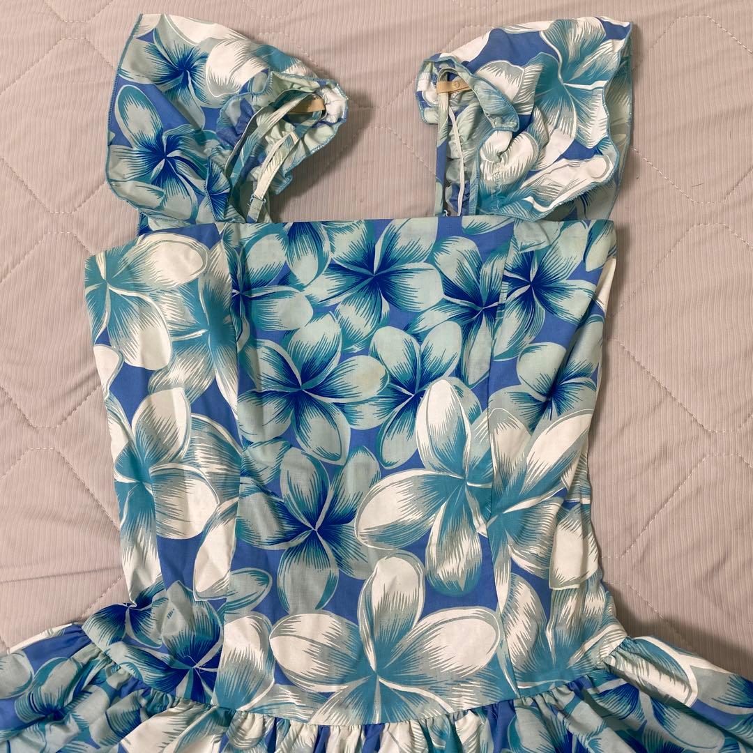 フラダンス衣装　プルメリア柄3段ドレス