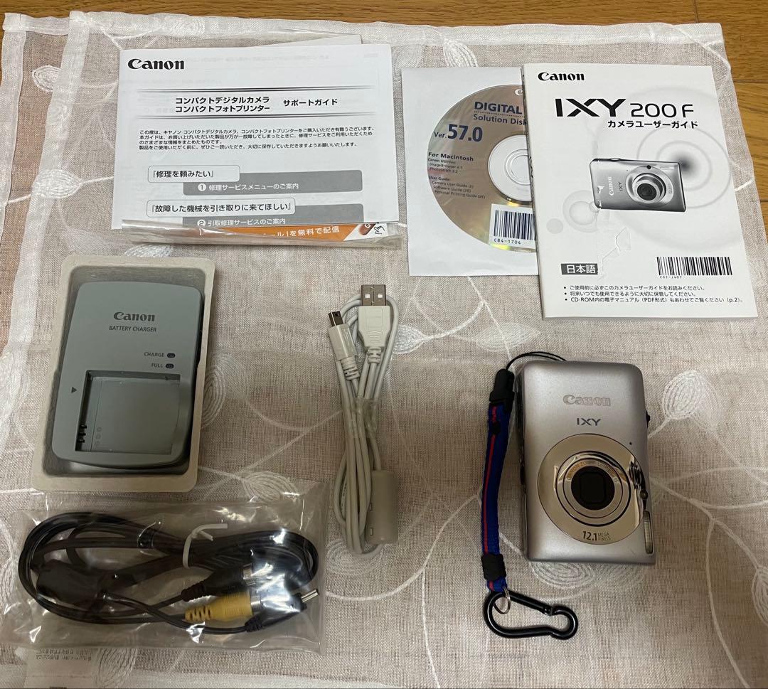 Canon IXY200F シルバー キヤノン イクシー デジカメ　付属品あり