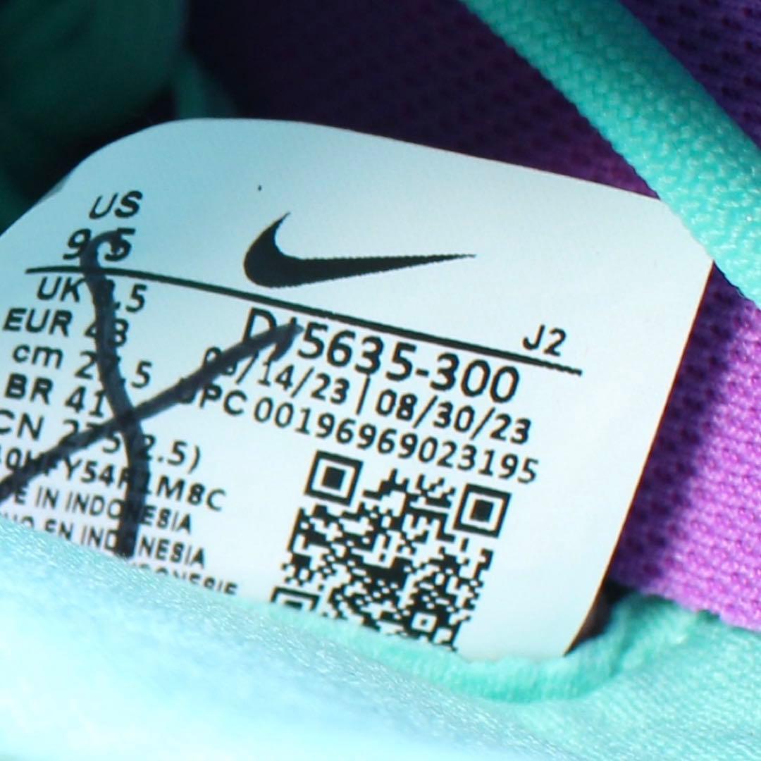 新品 NIKE ズーム マーキュリアル ヴェイパー 15 アカデミー TF