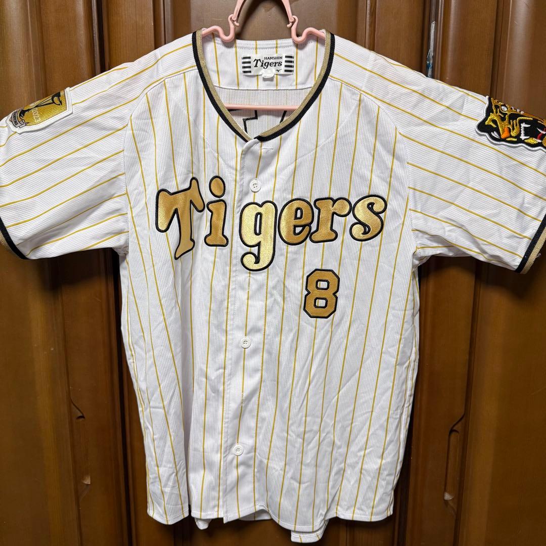 阪神タイガース 2023優勝記念ゴールドユニフォーム 佐藤輝明