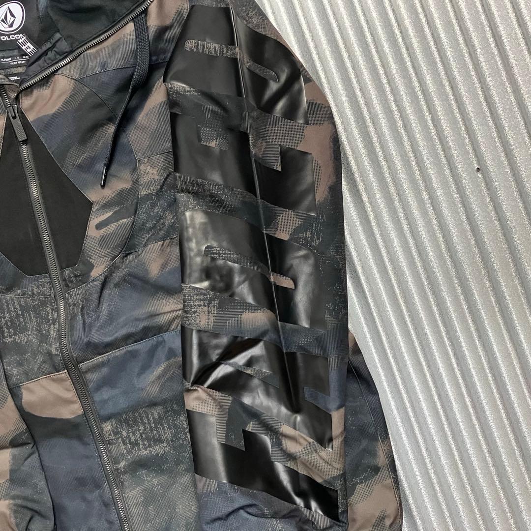 未使用　ボルコム　VOLCOM　スノボウェア　パンツ　メンズ　M　迷彩　アーミー