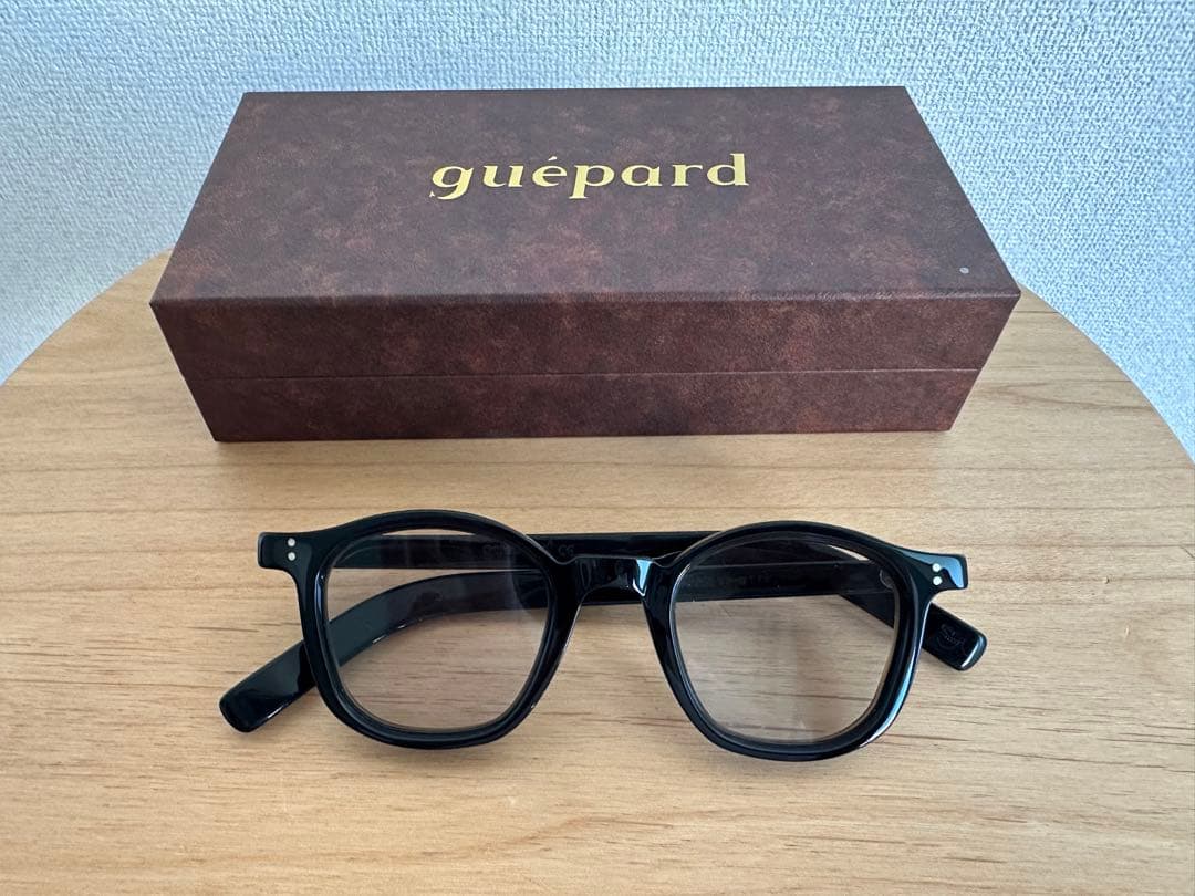 guépard gp-01 ブラックフレーム メガネ ケース付き