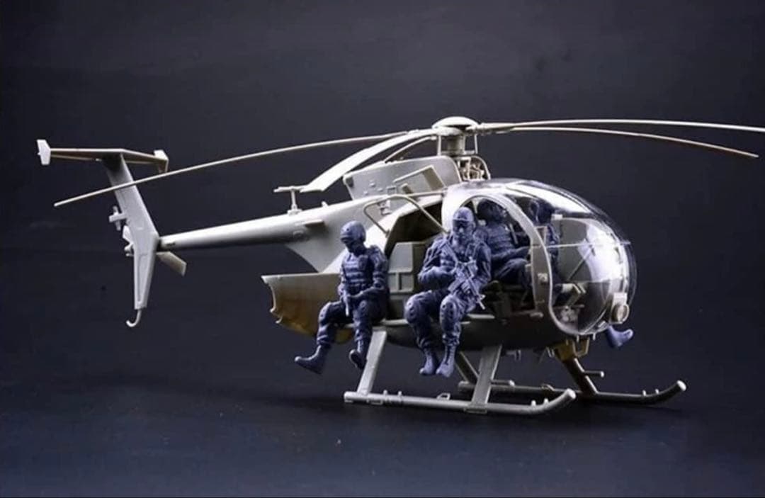 1/35AH-6J/MH-6Jミリタリーフィギュア 搭乗兵9体付き