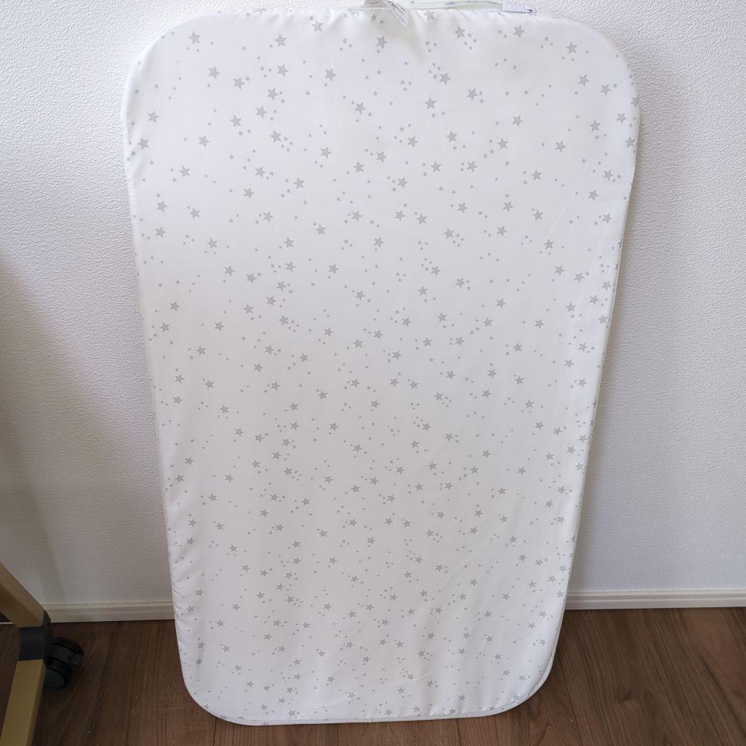 【中古良品】HZDMJ ベビーベッド　カーキ