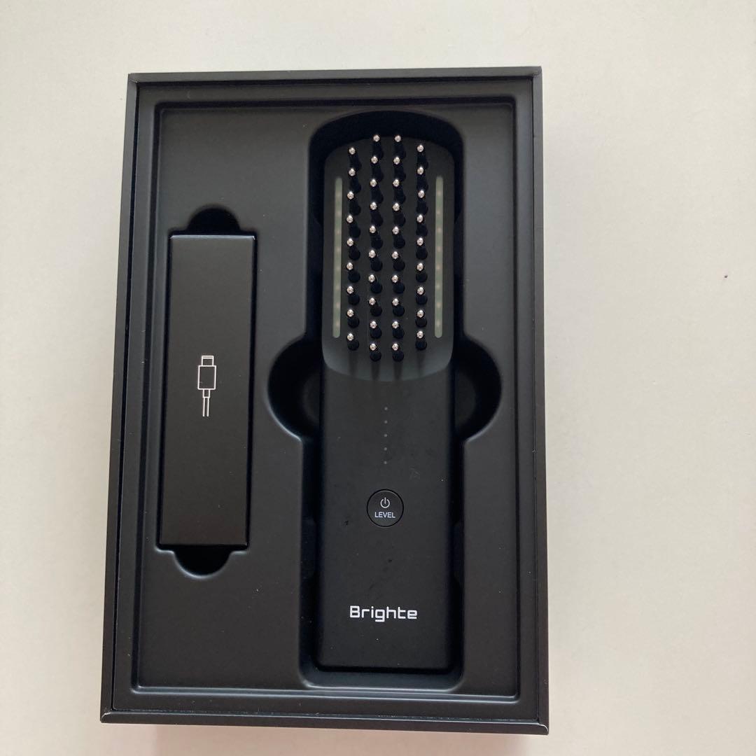 Brighte ELEKIBRUSH ヘアブラシ型美容家電