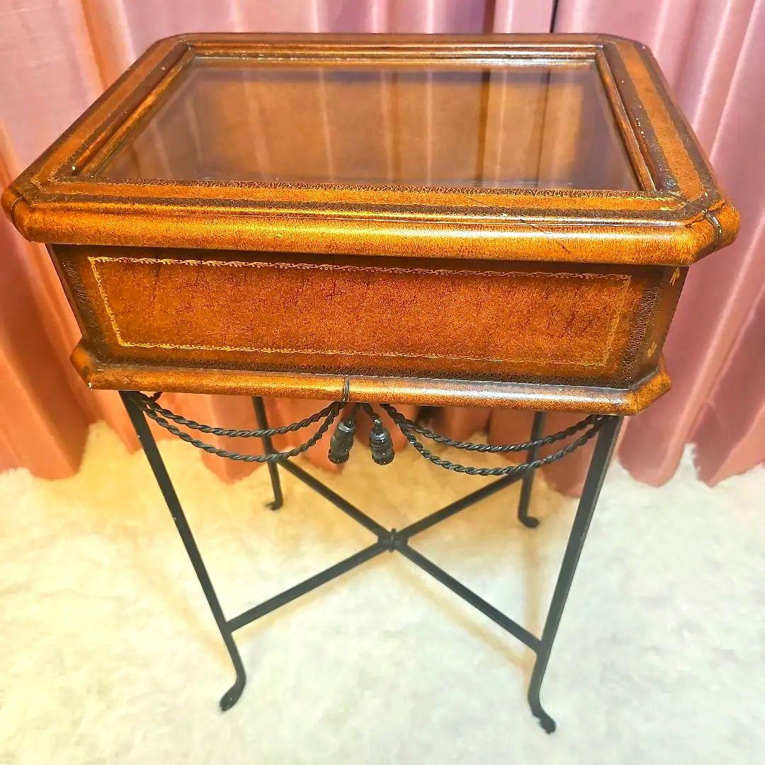 こちらの商品も早い者勝ち！　ヴィンテージ　アンティーク家具　キュリオケース