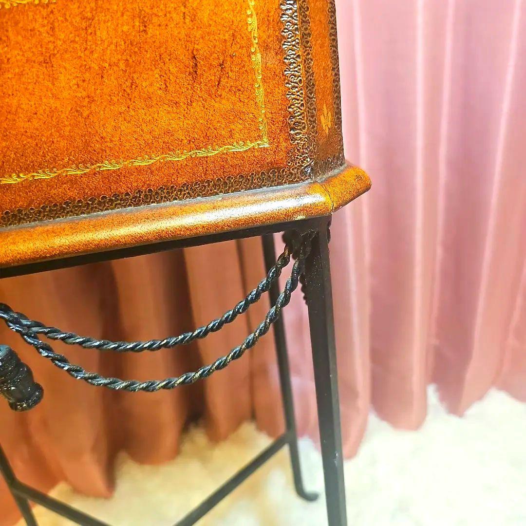 こちらの商品も早い者勝ち！　ヴィンテージ　アンティーク家具　キュリオケース