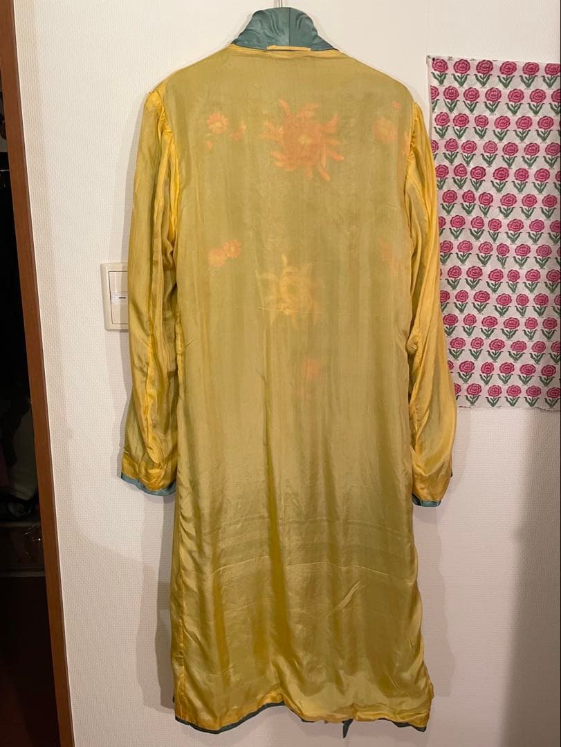 専用　Sunny Vintage ミントグリーンサテン 花柄刺繍 チャイナガウン