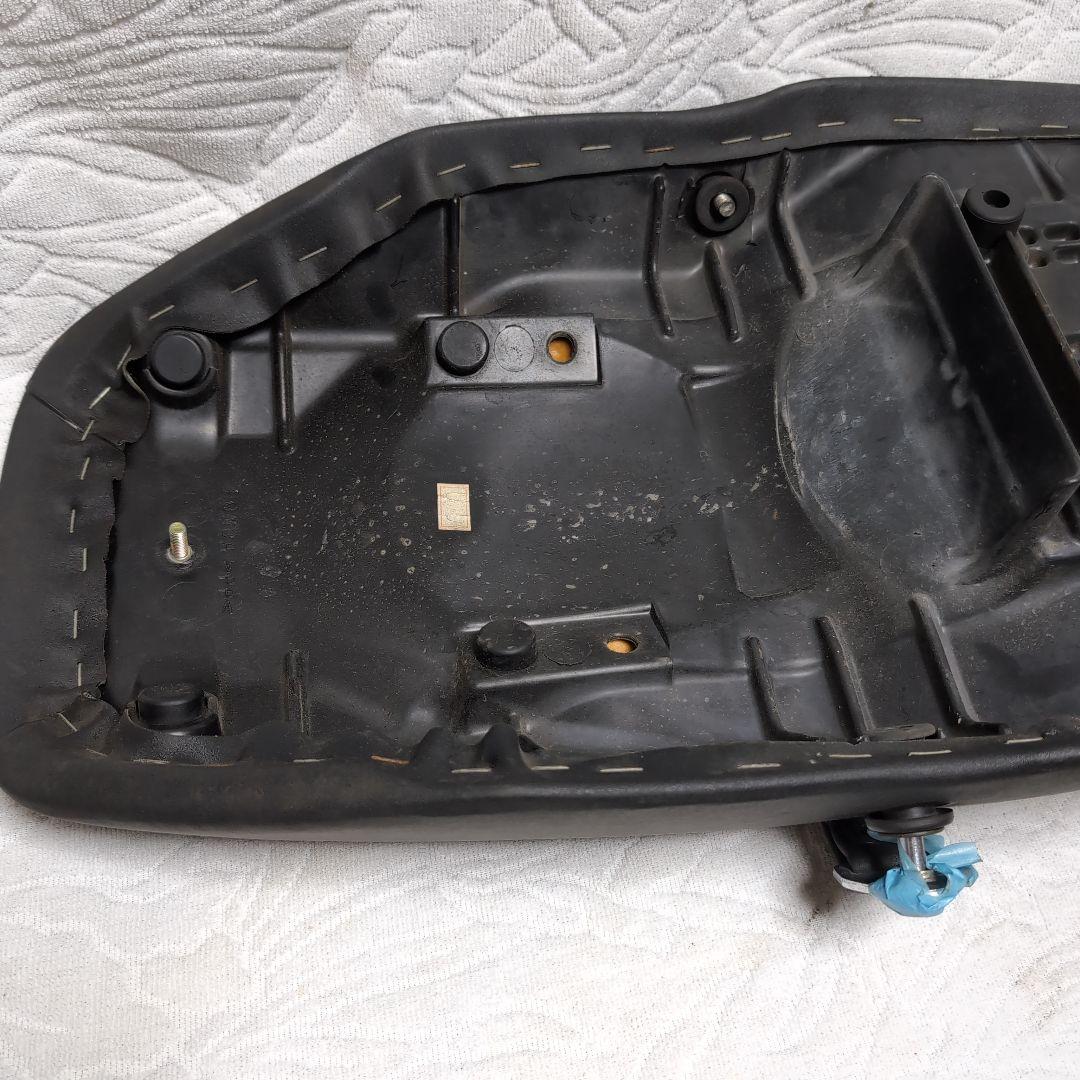HONDA FTR223純正シート