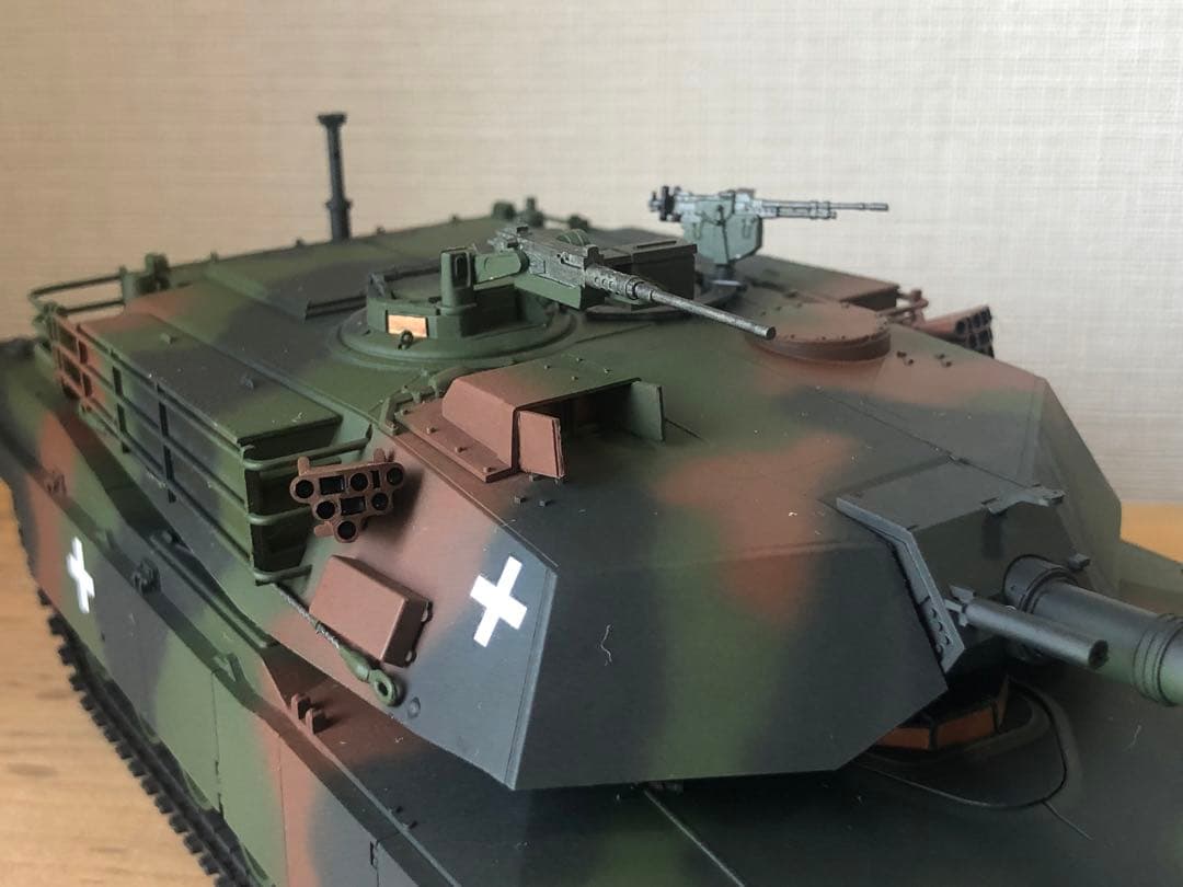 軍　M1A1 戦車　プラモデル