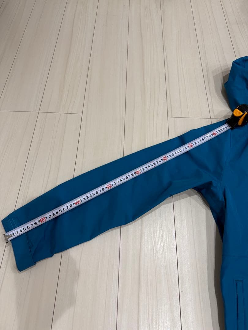 VOLCOMウェア上下セット　Ｌサイズ