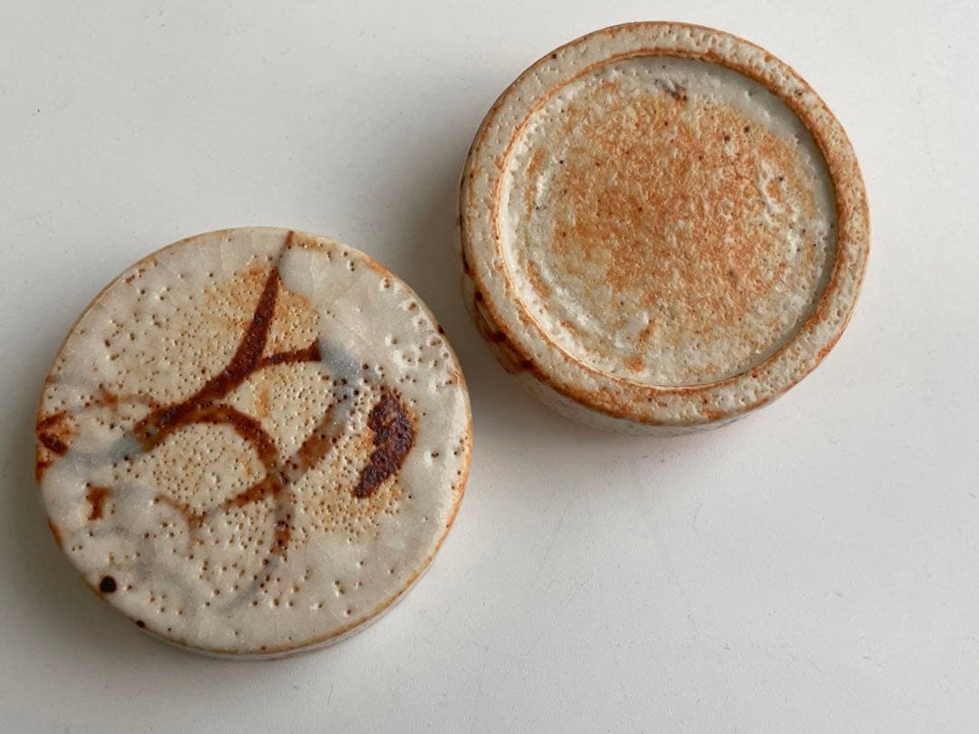 陶芸家　加藤光右衛門　志野　香合　志野焼　美濃　鵬雲斎書付　絵志野