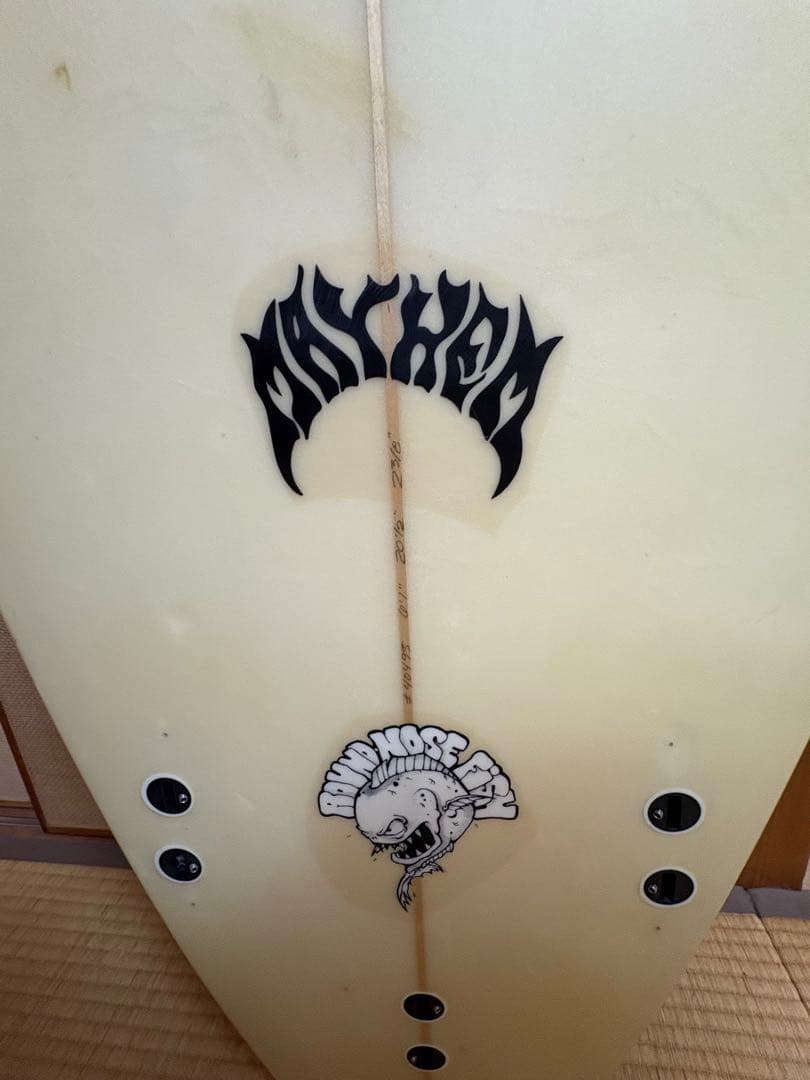 メイヘムサーフボード 炎デザインフィッシュ