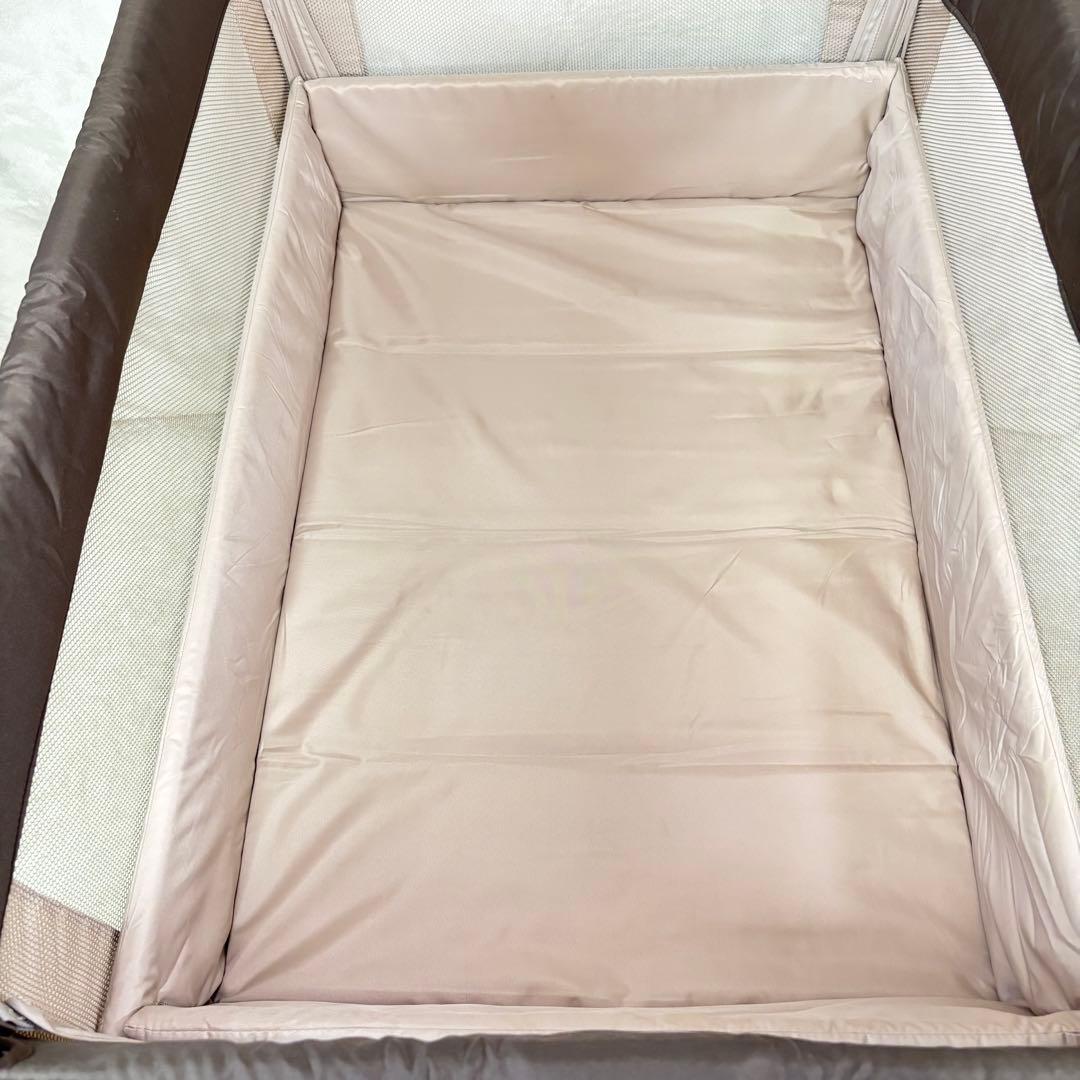 アップリカ　ココネル　66041 ココア　ベビー　ベッド