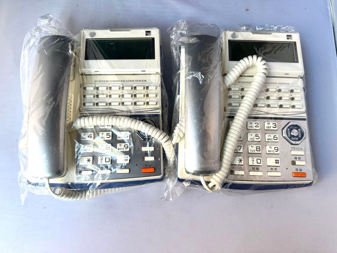 【中古】TD710(W) NTTNX18ビジネスホン SAXA製電話機2個セット