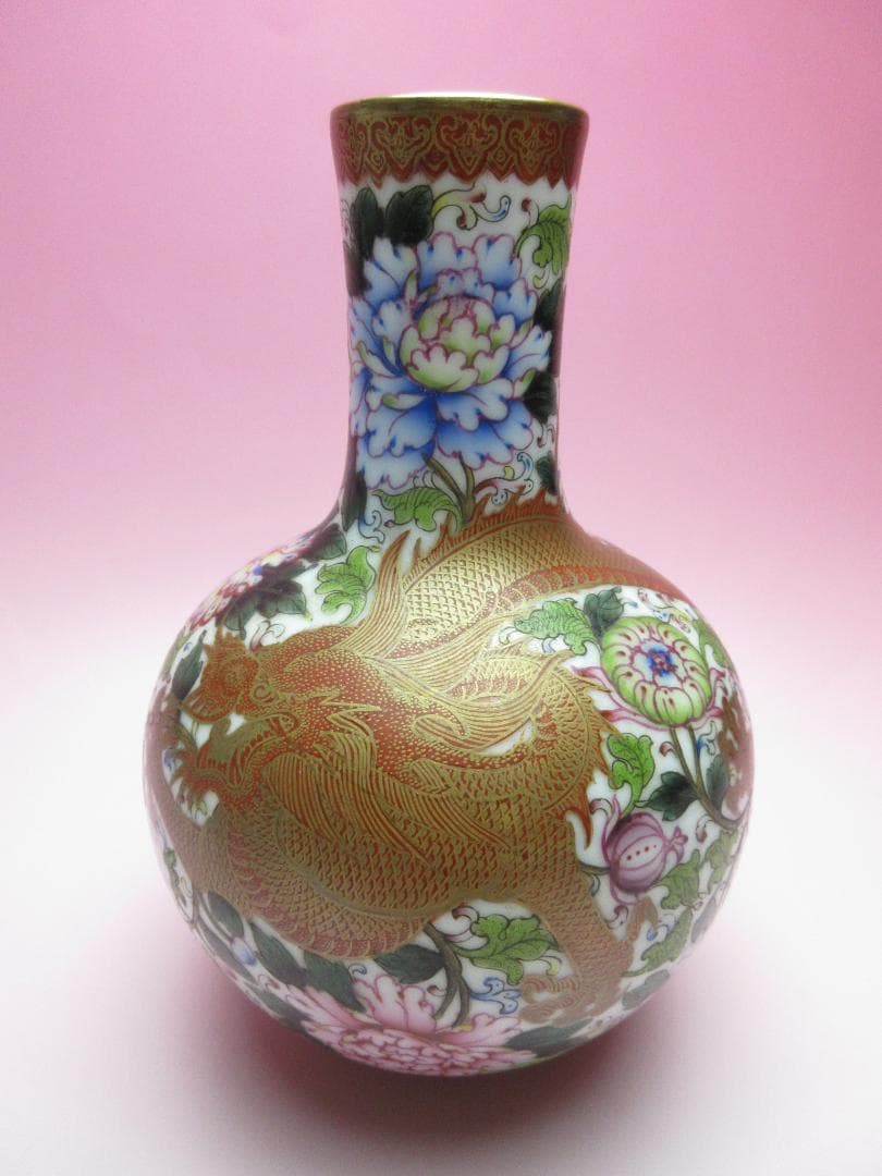 大清乾隆年製 銘 龍模様 花瓶　61230