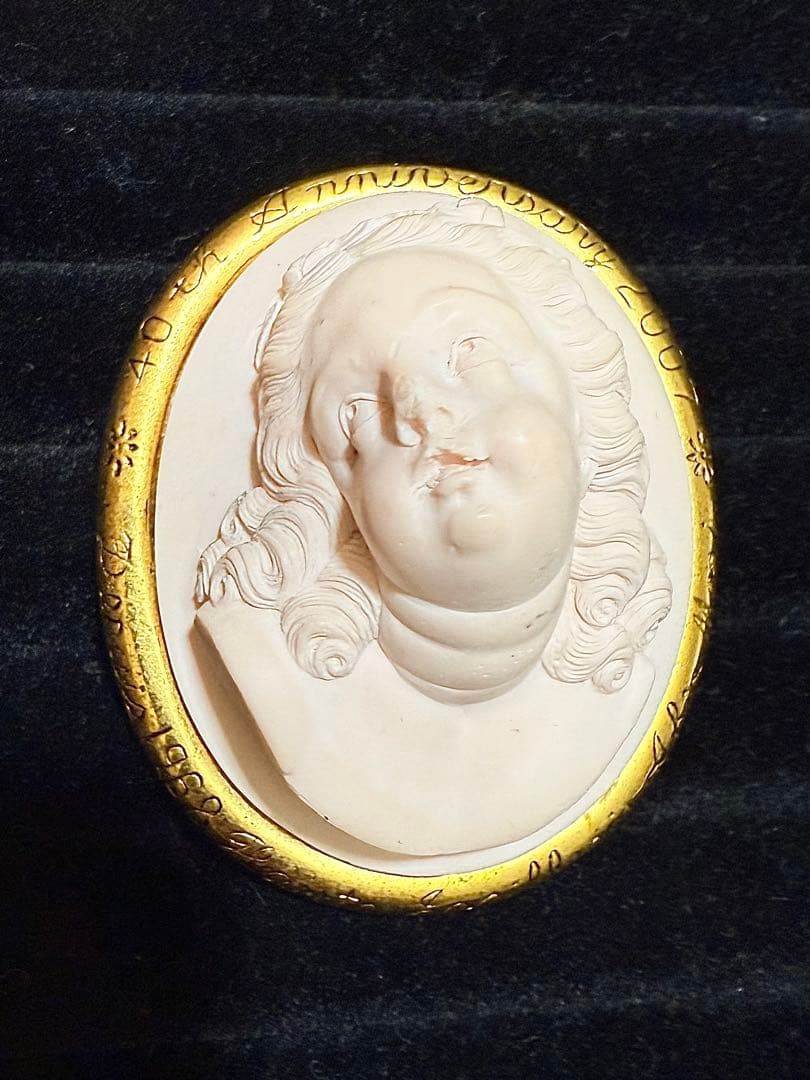 アキオ モリ（森暁雄）ブローチ