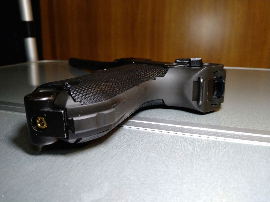 作動快調な美品！タナカ　ルガーＰ０８　８インチアーティラリー　ＨＷ樹脂！ガスブロ