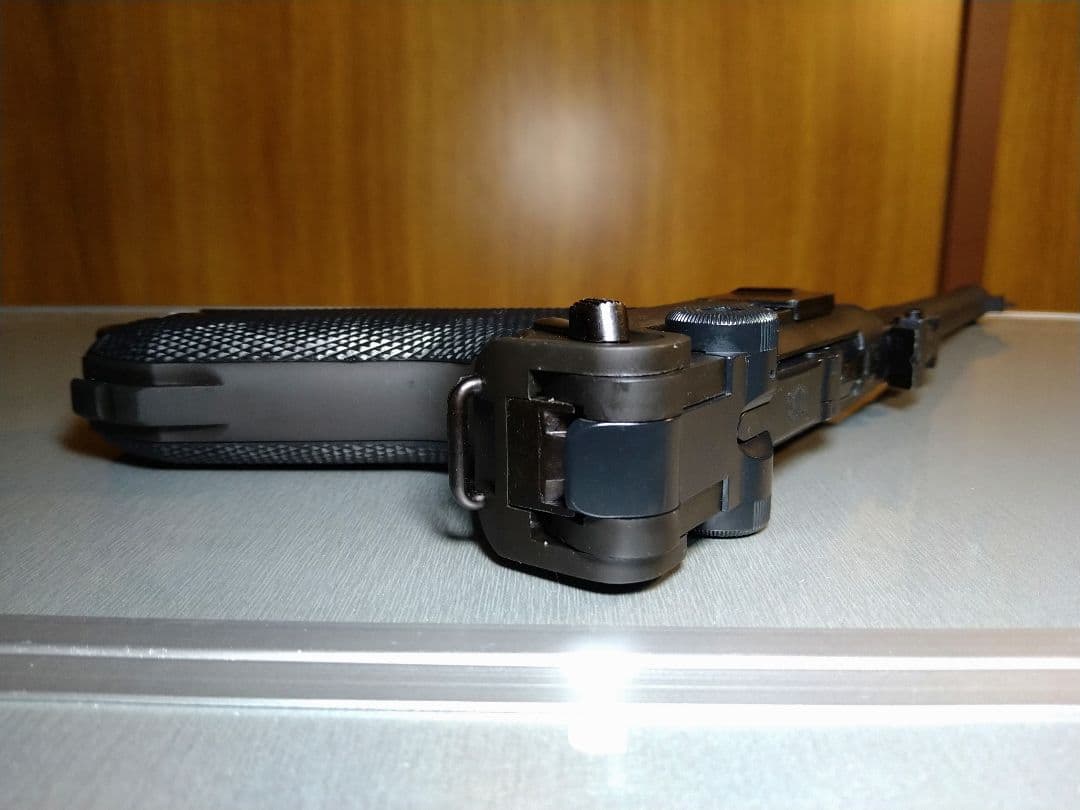 作動快調な美品！タナカ　ルガーＰ０８　８インチアーティラリー　ＨＷ樹脂！ガスブロ