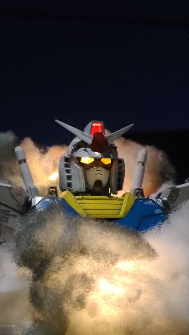 ガンプラ　横浜実物大ガンダム胸像モデル　全塗装