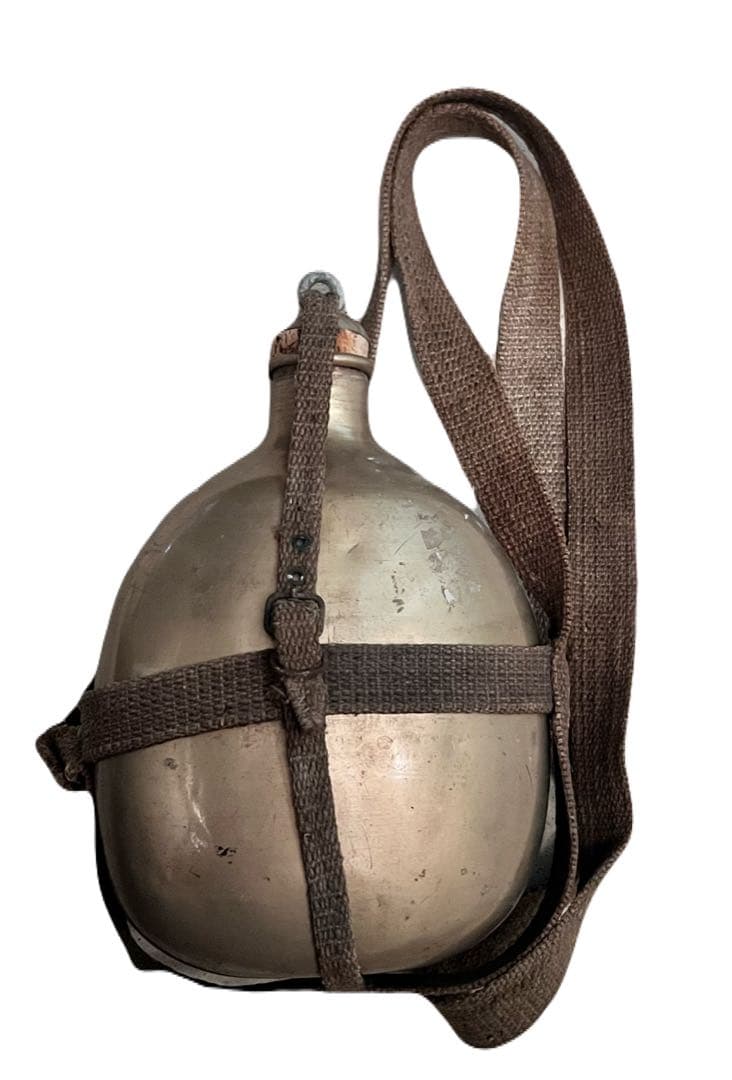 旧日本軍装備品 ヘルメット 飯盒 水筒 4点セット 昭和16年刻印 当時物 骨董