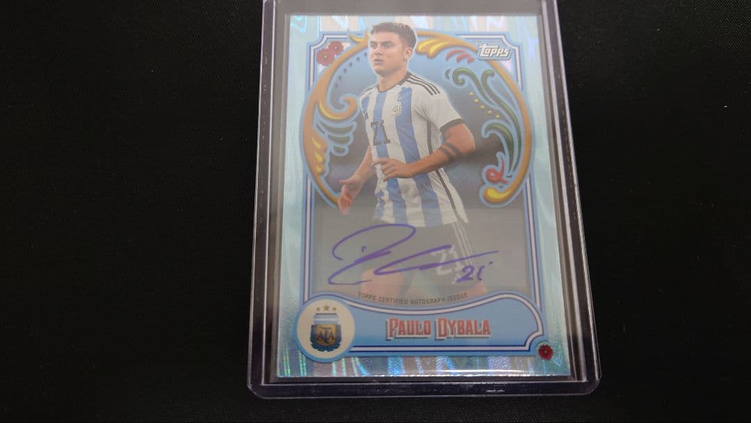 Topps ディバラ DYBALA  99枚限定直筆サインカード サッカー