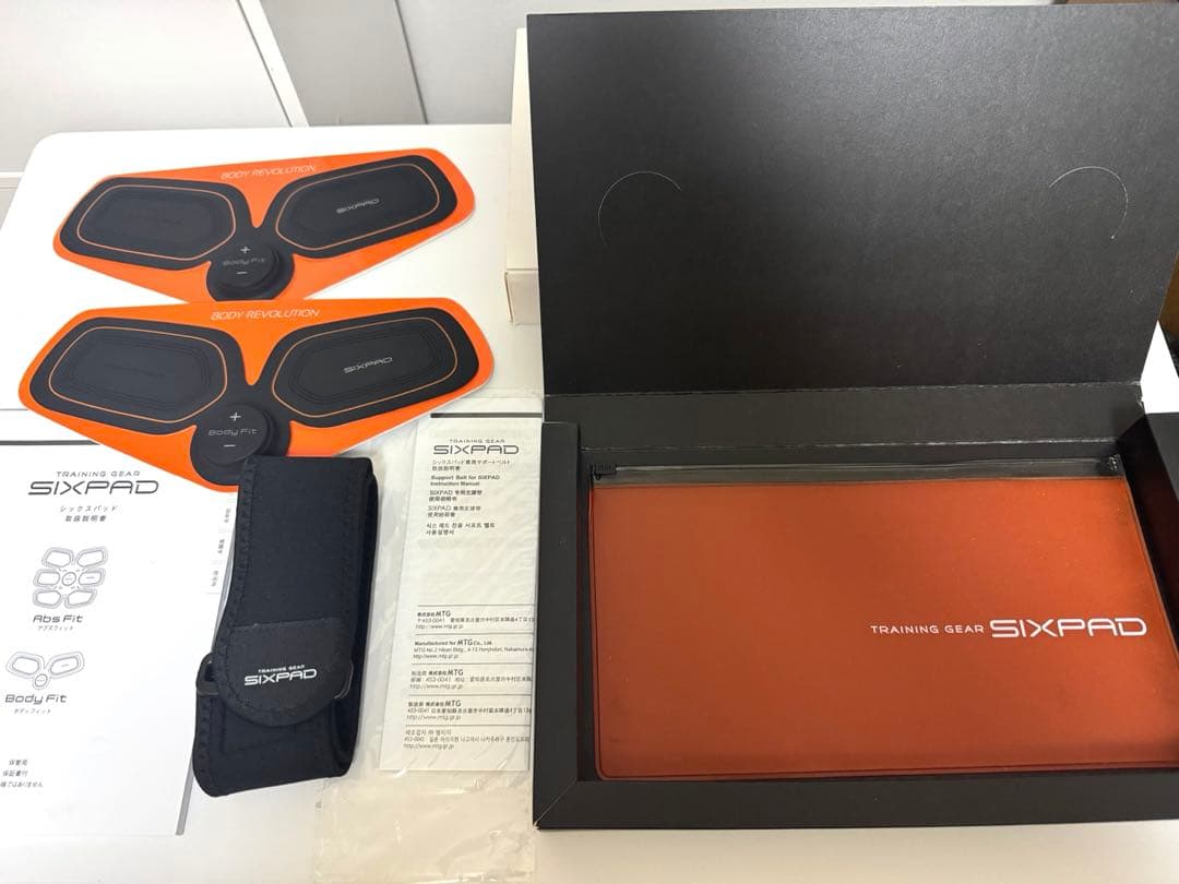 SIXPAD BODY シックスパッド　ボディフィット