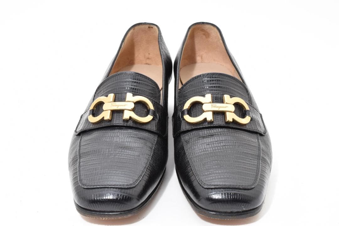 ★美品★フェラガモ　ローファー　6 ガンチーニ　型押し　ブラック　黒