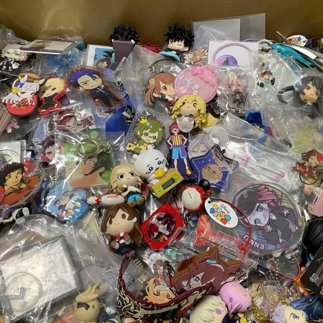 紙類なし！！　アニメキャラクターグッズ　大量まとめ売り