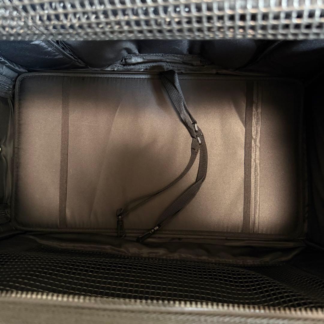 【1回のみ使用】マンダリンブラザーズ　ブラックナイロンリュック L 中型犬用