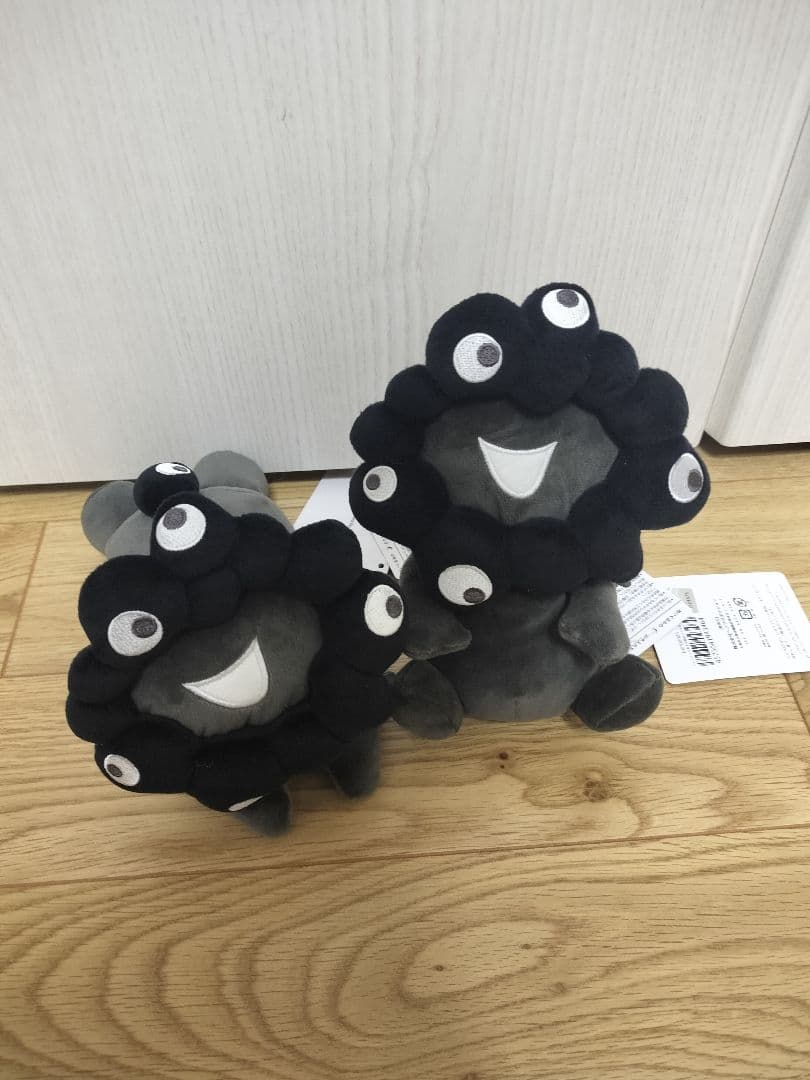 ミャクミャク お手玉風ぬいぐるみ　 黒 2点セット 関西万博