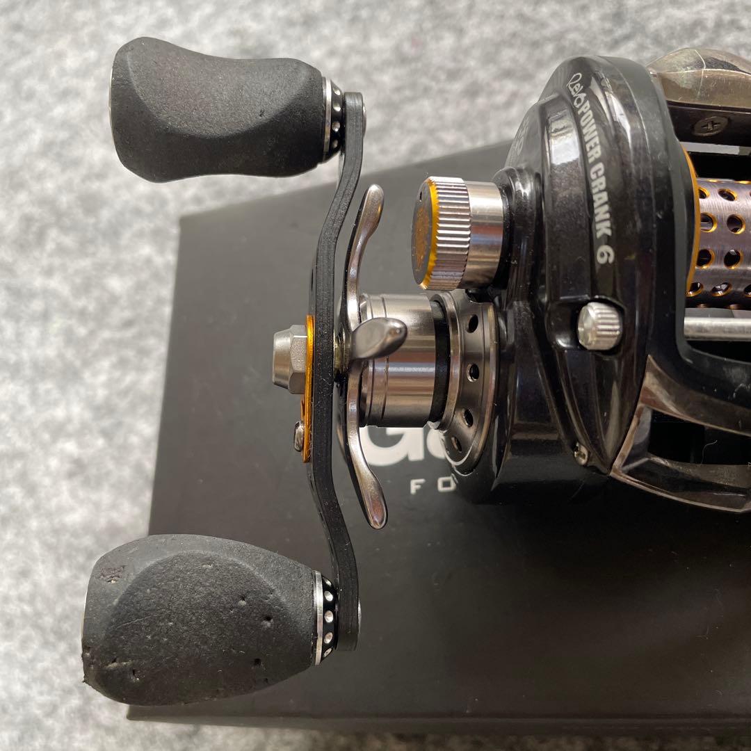 アブガルシアベイトリール/REVOパワークランク6/ギア比6.4:1 美品中古