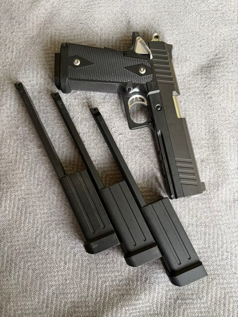 東京マルイ　ハイキャパE 電動ハンドガン