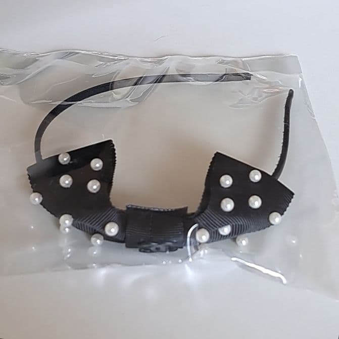 シャネルカチューシャ パール リボン非売品CCロゴ ブラック 未使用 美品