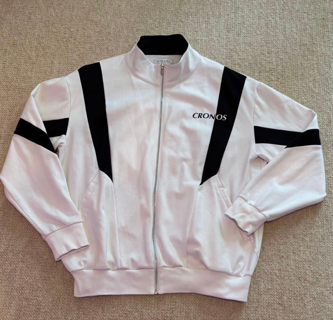 完売品CRONOSナイロンジャケット