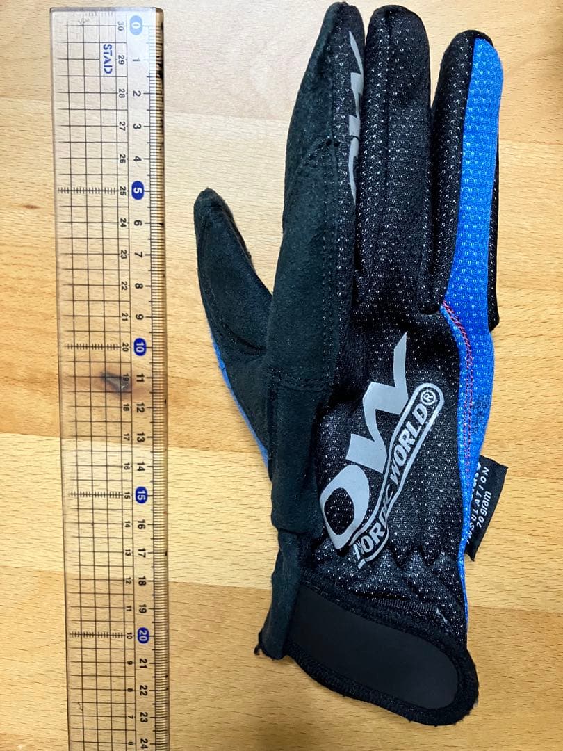 クロスカントリースキー　手袋　ほぼ未使用