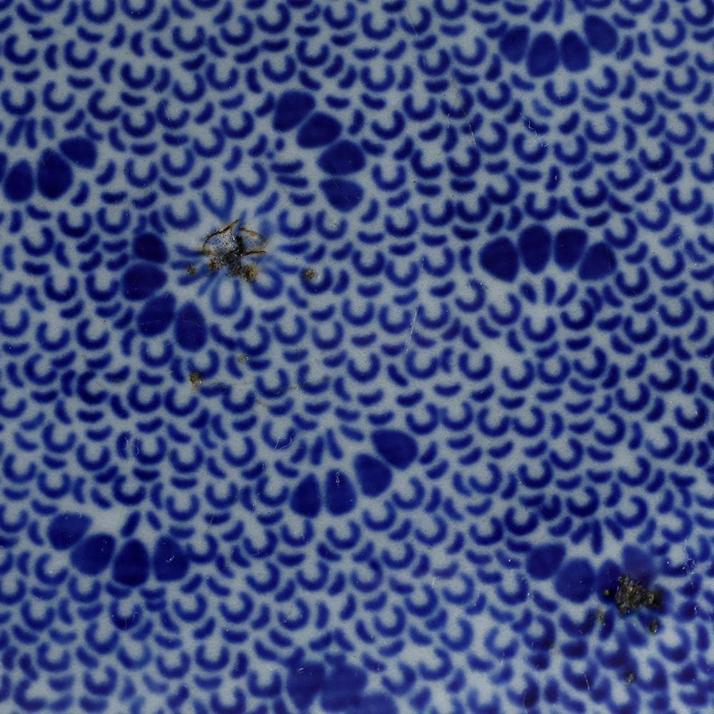 江戸幕末明治時代 古伊万里 有田 染付 尺寸大皿 微塵唐草 ベロ藍約35㎝ 飾皿