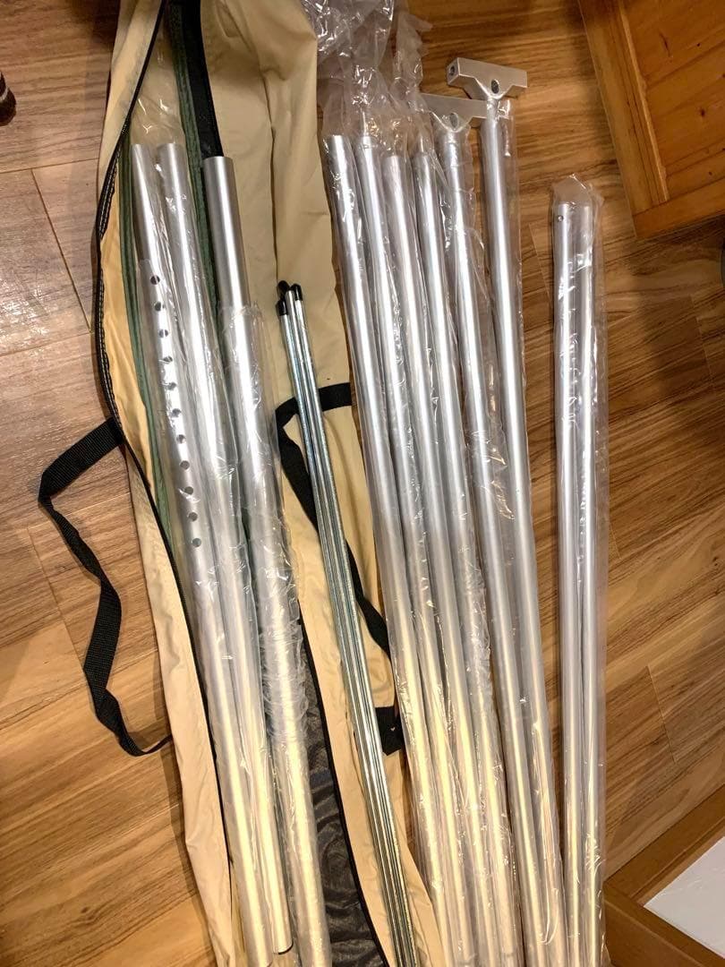 ロッジ型テント 新品 ベージュ　簡単 防水 小屋型 キャンプ グランピング 前室